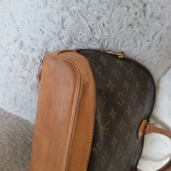 Auth Louis Vuitton Alma PM Handbag Monogram Canvas ... - Picture 16 of 16